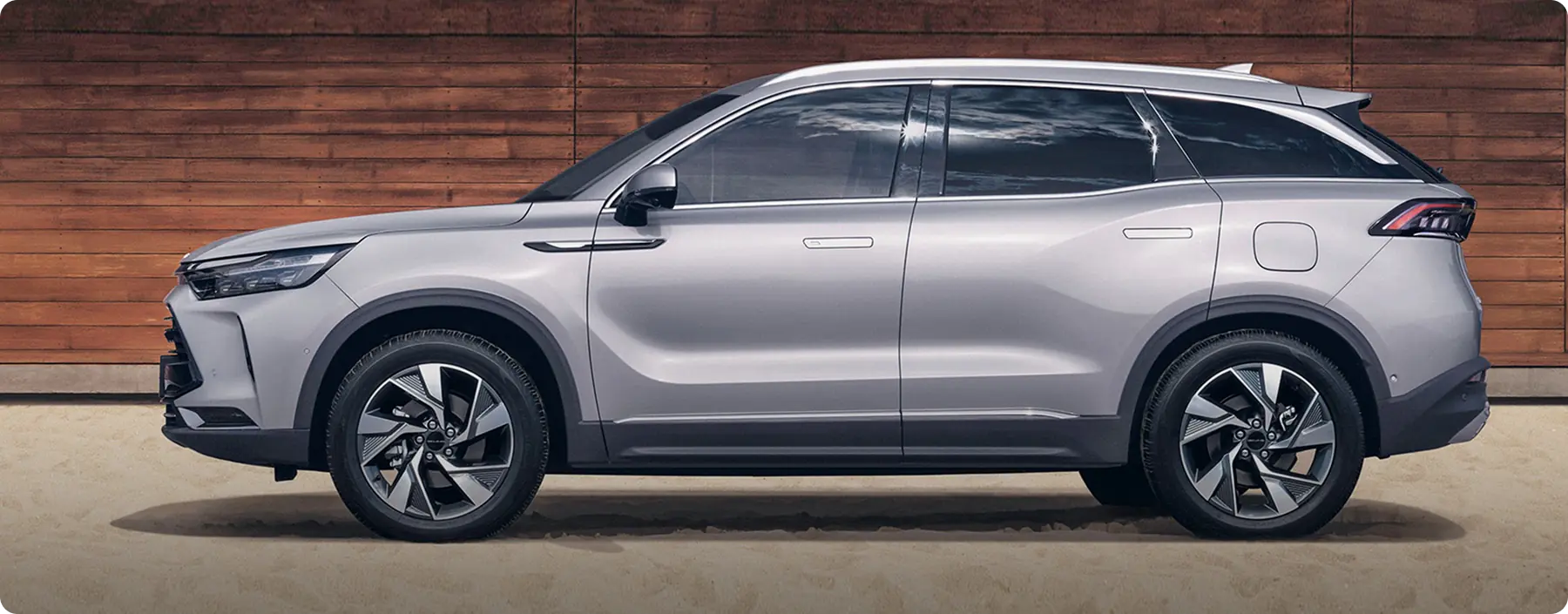 Автомобили в стоке